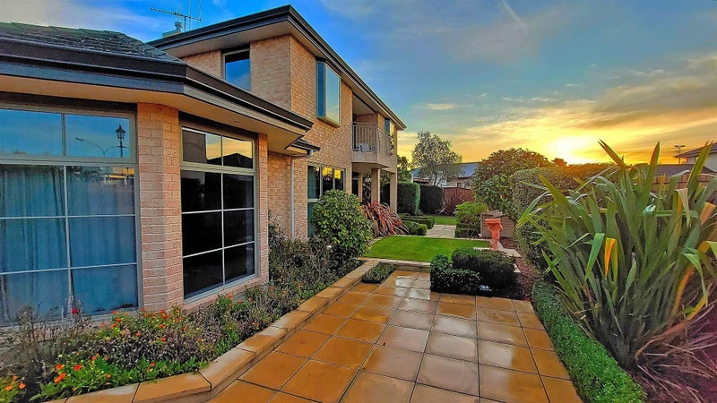 27 Stableford Green, Burnside, Christchurch - Carousel 1