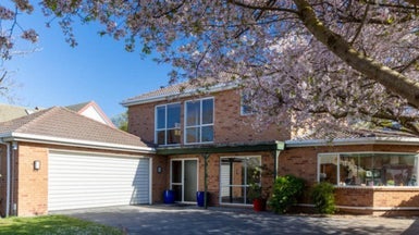 8 Parkham Drive, Burnside, Christchurch - Carousel 1