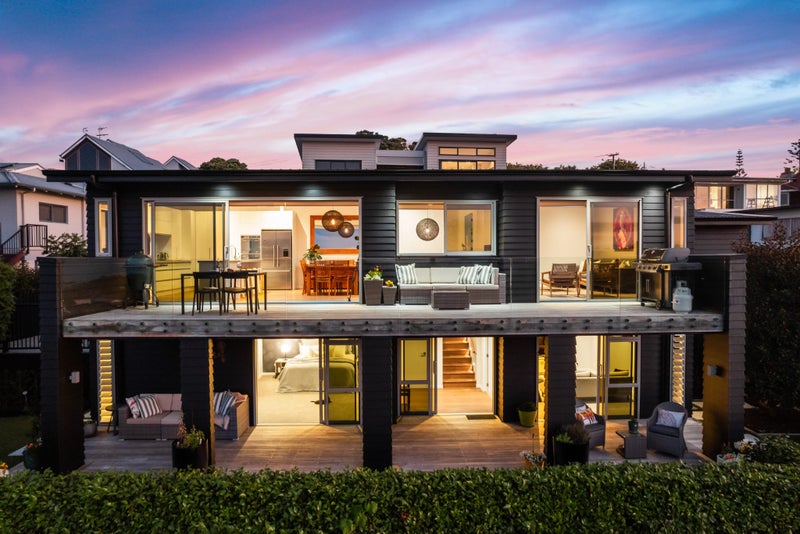 14A Mellons Bay Road, Howick, Auckland - Carousel 1