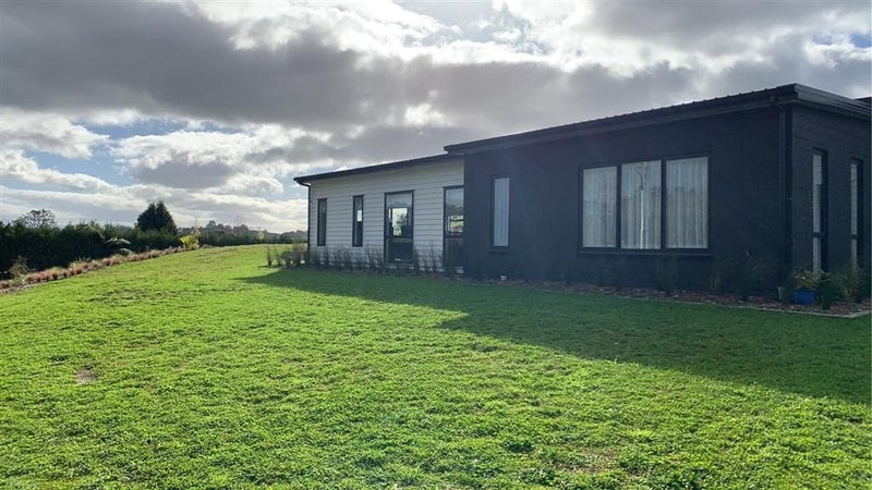 1 Harper Way, MINDEN, WHAKAMARAMA - Carousel 1