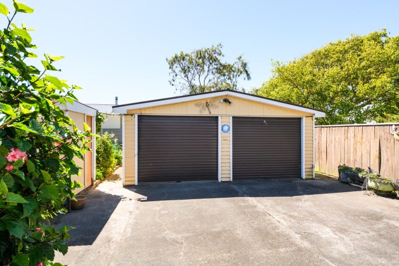 11 London Terrace, Awapuni, Palmerston North - Carousel 16
