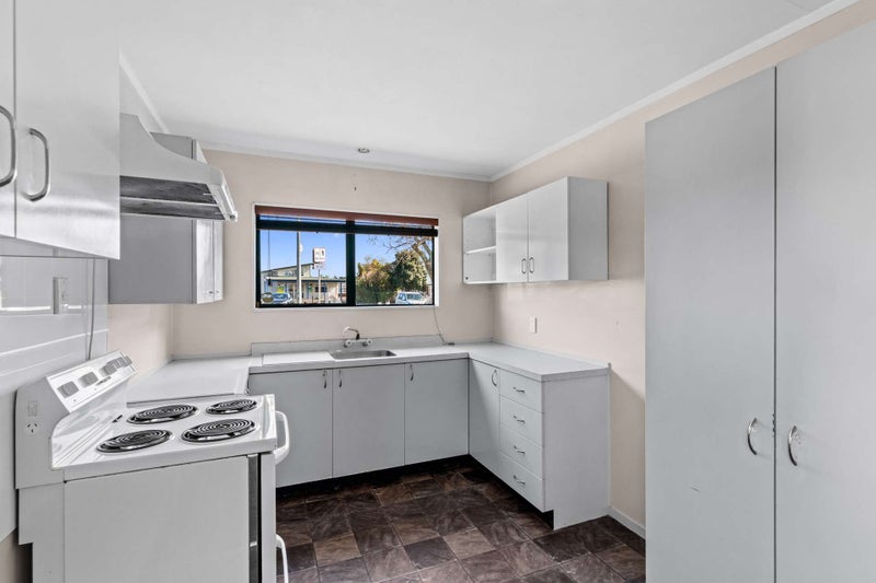 57 Sandspit Road, Waiuku, Waiuku - Carousel 2