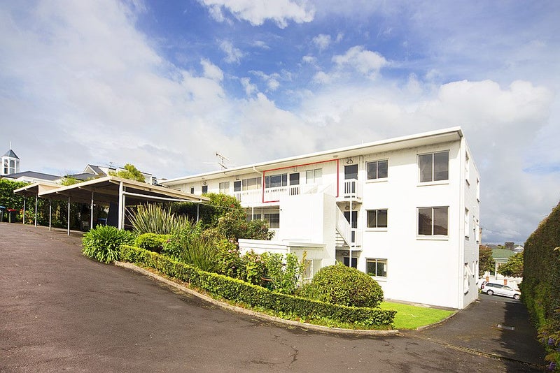 10/59 Sentinel Road, Herne Bay, Auckland - Carousel 1