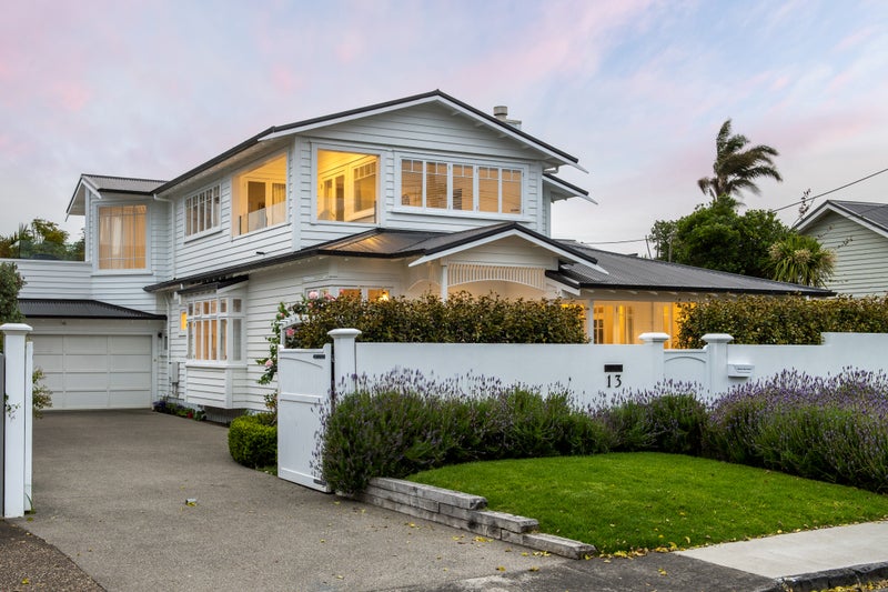 13 Ocean View Road, Milford, Auckland - Carousel 2