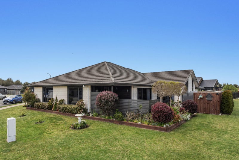 2 Korimako WAY, Coastlands, Whakatane - Carousel 1