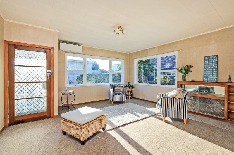 3/210A Grove RD, Mayfair, Hastings - Carousel 1
