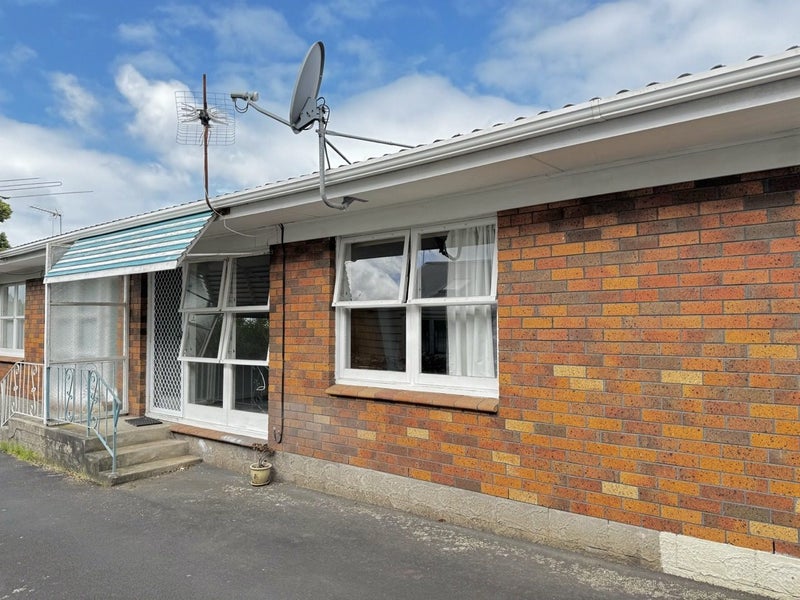 2/61 View Road, Mount Eden, Auckland - Carousel 1