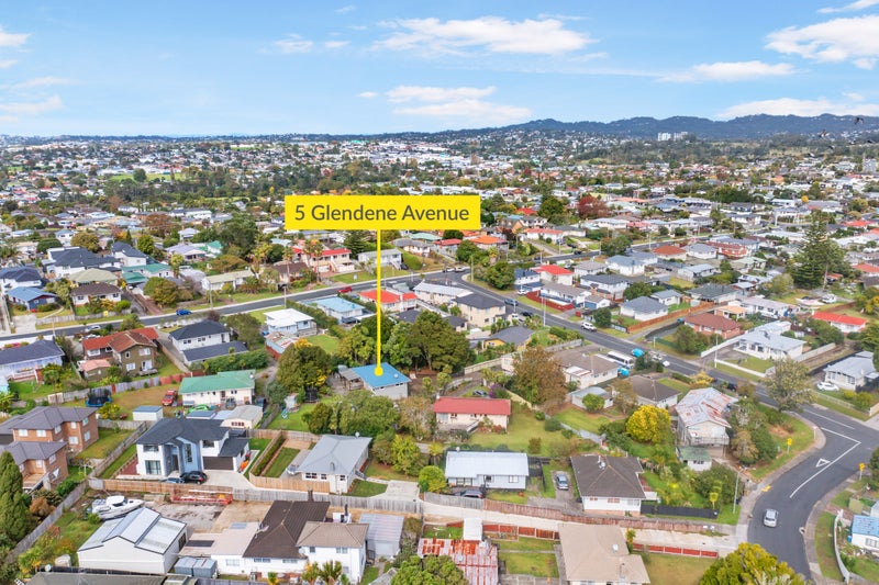 5 Glendene Avenue, Glendene, Auckland - Carousel 21