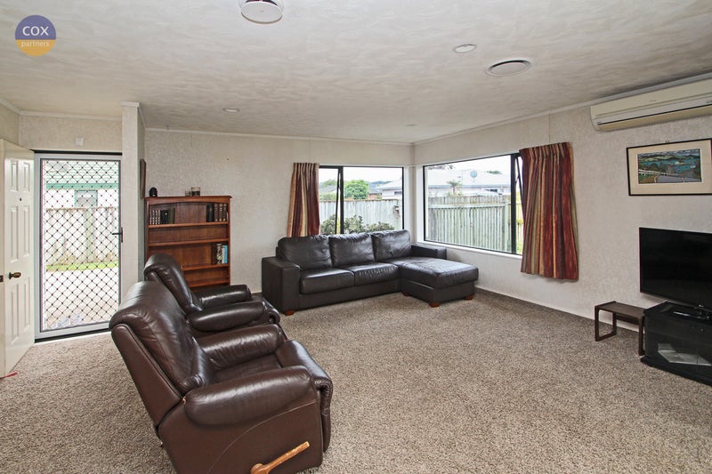 9 Bucksburn Place, Greenmeadows, Napier - Carousel 2