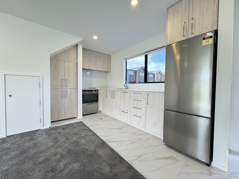 2/8 Matata Place, Dallington, Christchurch - Carousel 2