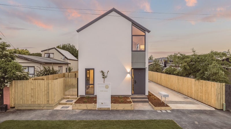 1/114 Mackworth Street, Woolston, Christchurch - Carousel 1