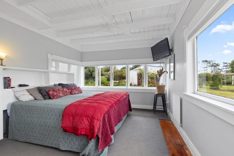 86 McGowan Road, Karioitahi, Waiuku - Carousel 2