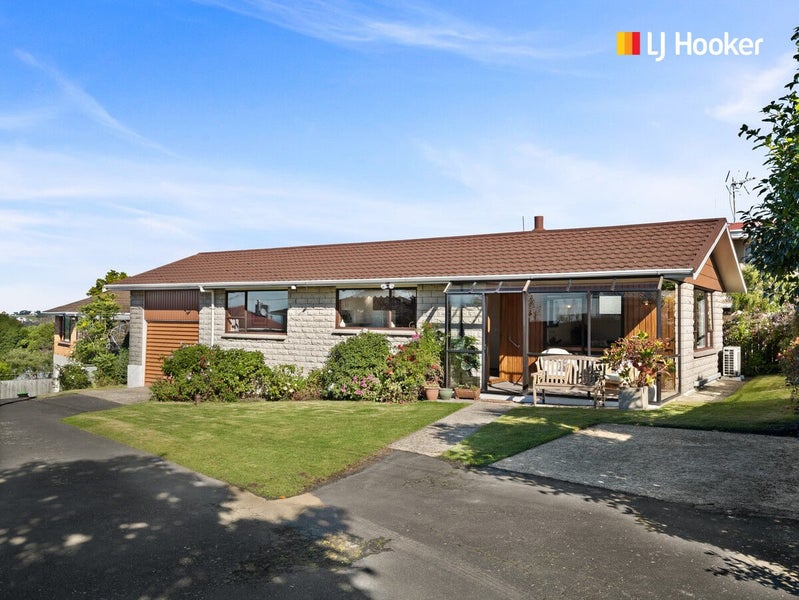 5A Mornington Road, Balaclava, Dunedin - Carousel 1