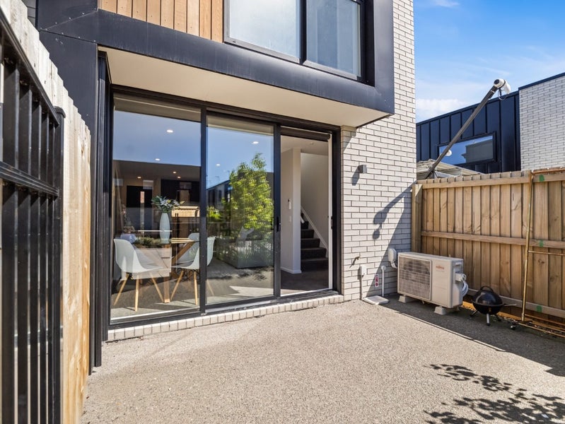 12/321 Lincoln Road, Addington, Christchurch - Carousel 1