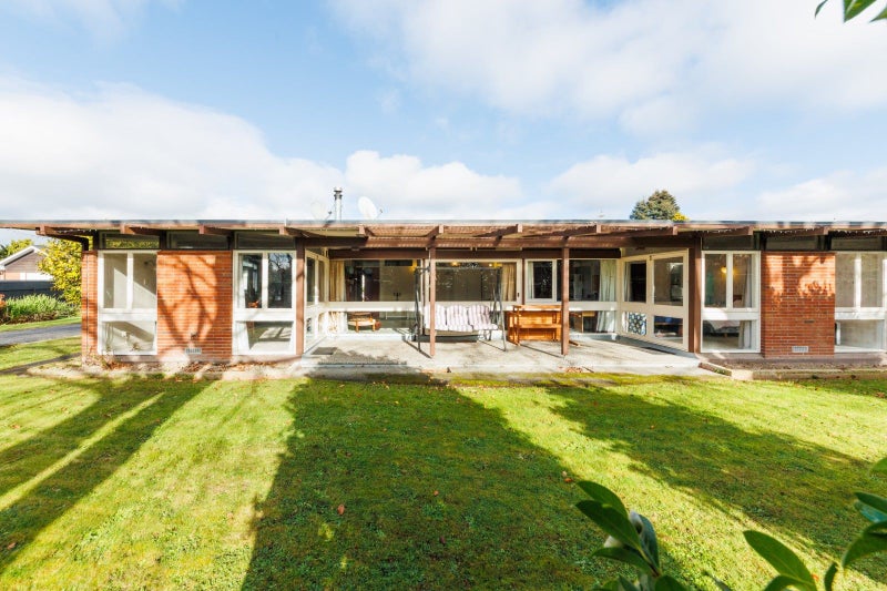 37 Montgomery Terrace, Hokowhitu, Palmerston North - Carousel 2