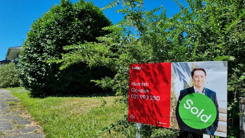 53 Masters Avenue, Hillcrest, Hamilton - Carousel 1