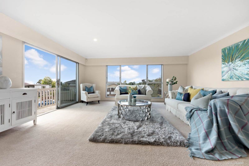 18 Rosewarne Crescent, Glendene, Auckland - Carousel 2