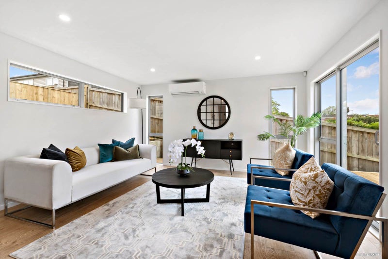 3A Quibray Place, Botany Downs, Auckland - Carousel 1