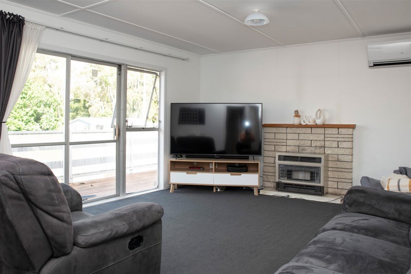 25 Snell Drive, Chartwell, Hamilton - Carousel 2