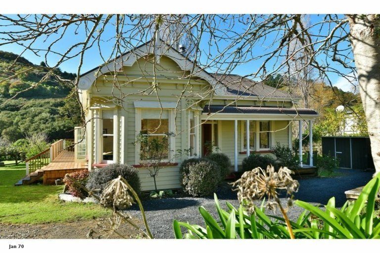 20 Ahuroa Road, Puhoi, Warkworth - Carousel 1