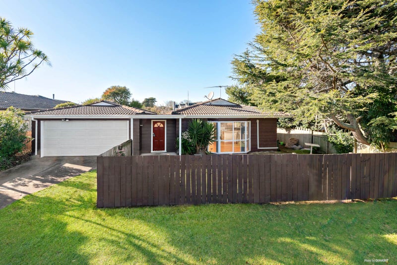 14 Huber Street, Weymouth, Auckland - Carousel 2