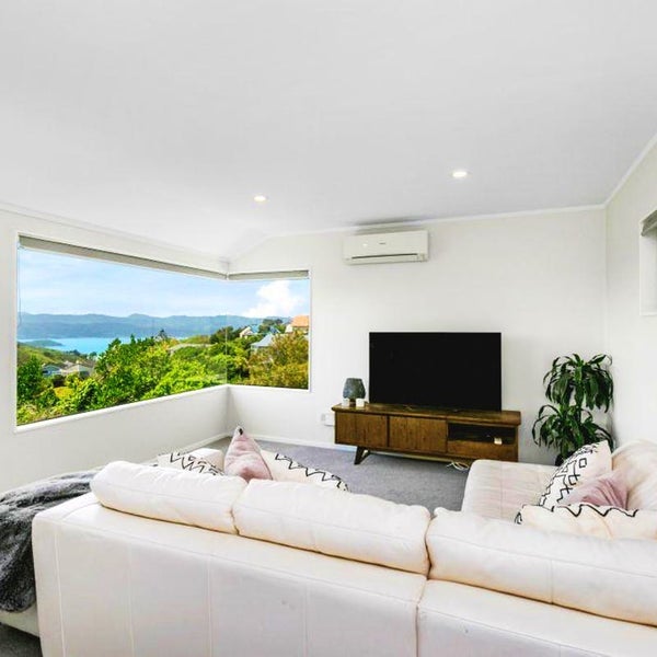 22 Bandipur Terrace, Broadmeadows, Wellington - Carousel 1