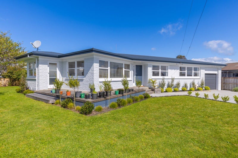 2 Mears Road, St Andrews, Hamilton - Carousel 2