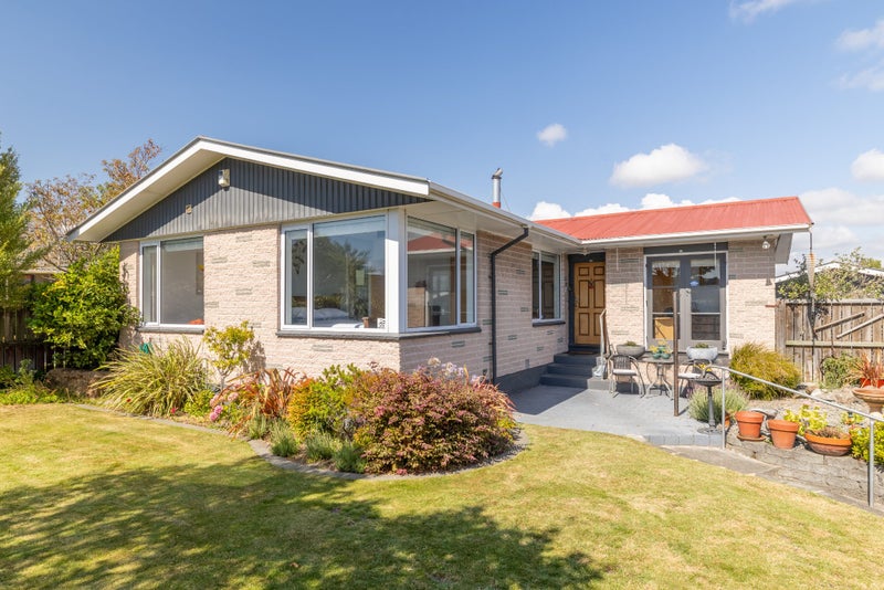 38 Te Rama Place, Wainoni, Christchurch - Carousel 1