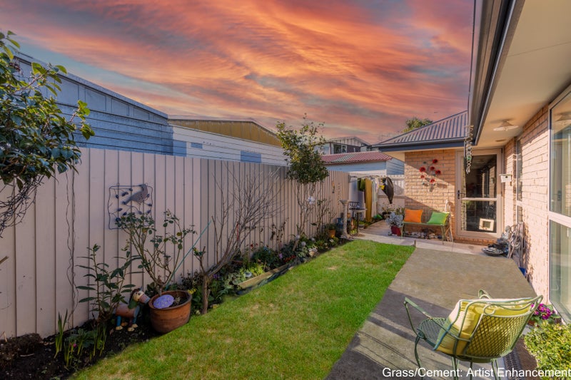 2/149 Pages Road, Wainoni, Christchurch - Carousel 1