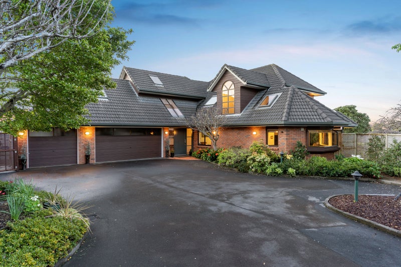 49 Rushgreen Avenue, Pahurehure, Papakura - Carousel 1