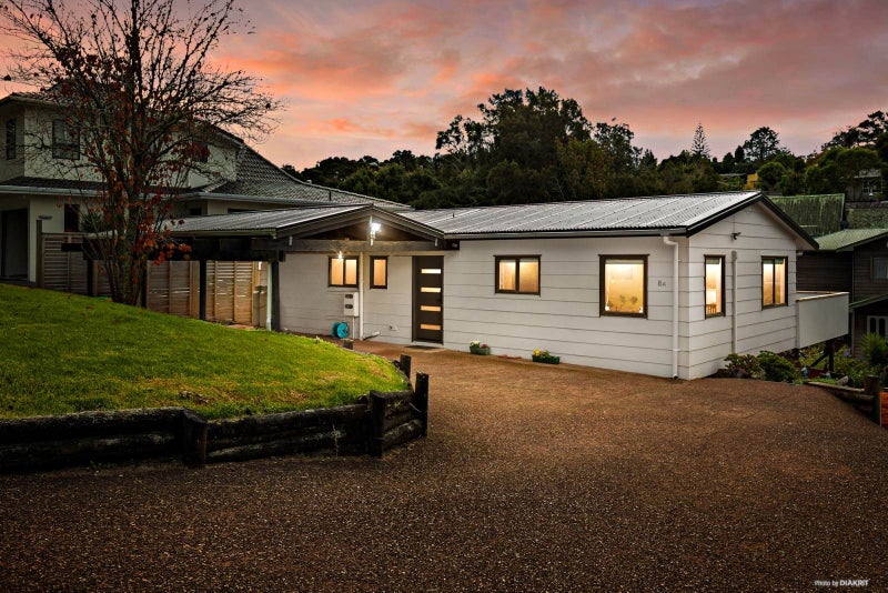 1/8 Fitzwilliam Drive, Torbay, Auckland - Carousel 1