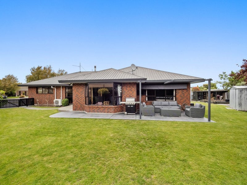7 Knox Place, Tinwald, Ashburton - Carousel 1