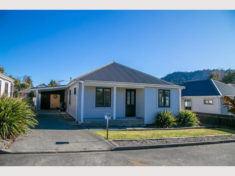 28 Foyle Street, Ohakune - Carousel 1