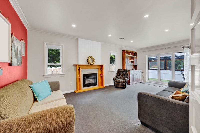 425 Saint Aubyn Street, Lynmouth, New Plymouth - Carousel 2