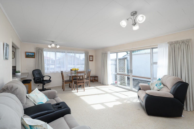 1/19 Norman Street, Lower Vogeltown, New Plymouth - Carousel 2