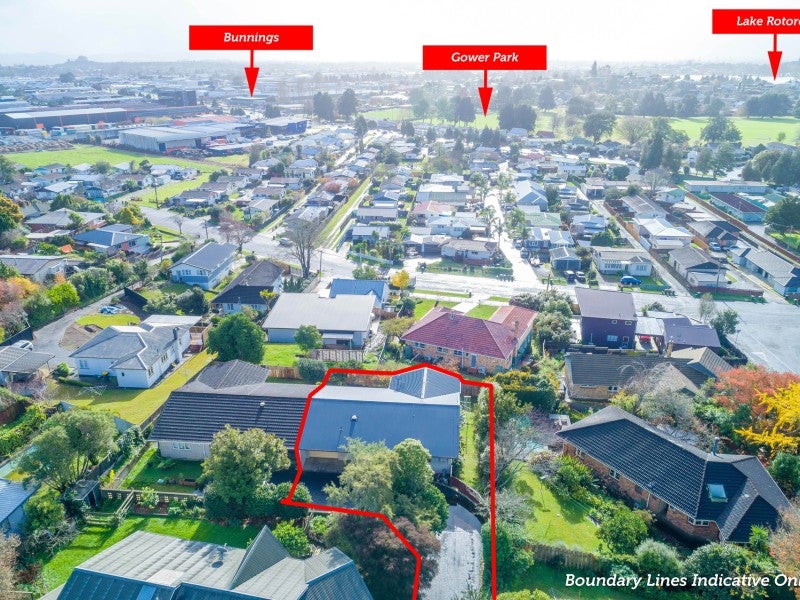 8A Corrin Street, Melville, Hamilton - Carousel 1