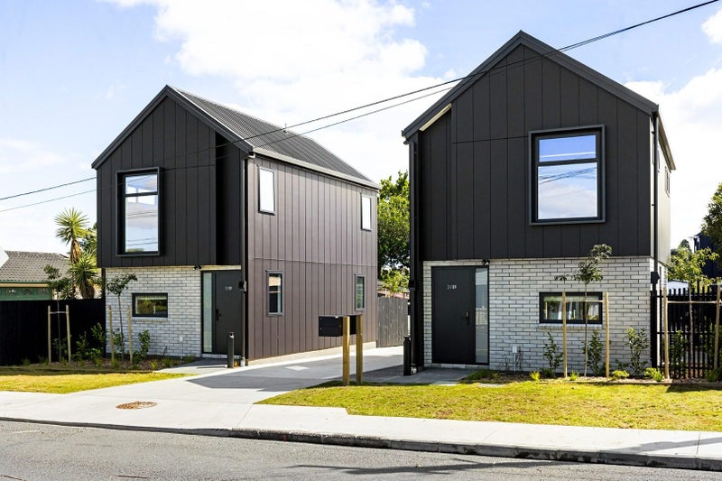 2/109 Taikata Road, Te Atatū Peninsula, Auckland - Carousel 1