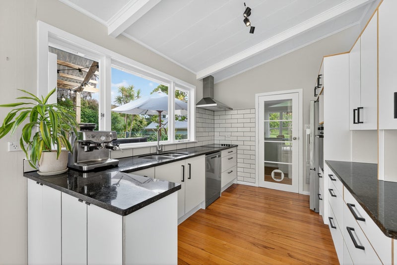 1/19 Bowman Road, Forrest Hill, Auckland - Carousel 2