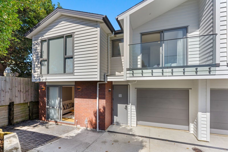 6B Carole Crescent, Pakuranga, Auckland - Carousel 1