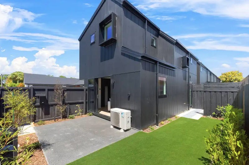 1/48 Winton Street, St Albans, Christchurch - Carousel 2