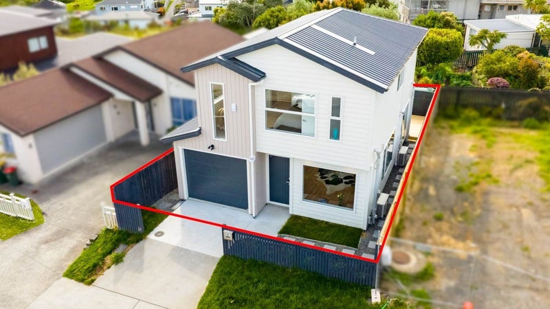 1C Mamuku Drive, Massey, Auckland - Carousel 1