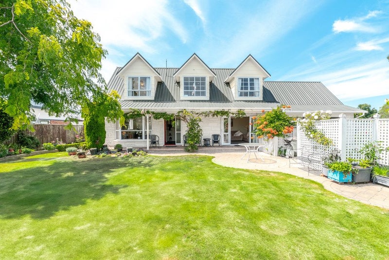 11 Chokebore Place, Sockburn, Christchurch - Carousel 1