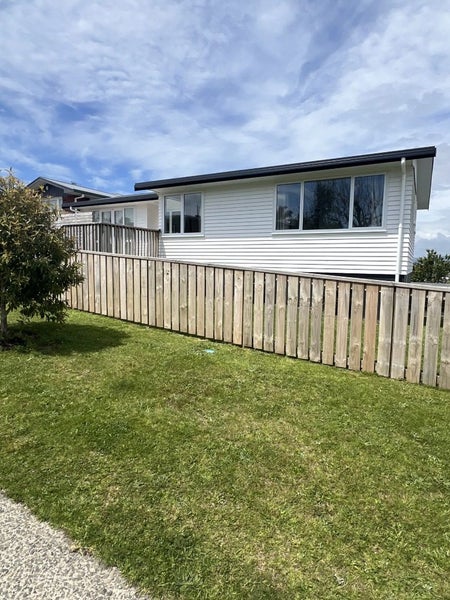 18 Regent Street, Brookfield, Tauranga - Carousel 2
