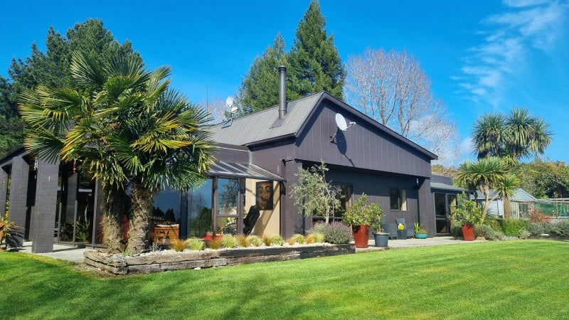 4 Humphreys Gully West, Arahura Valley, Hokitika - Carousel 1