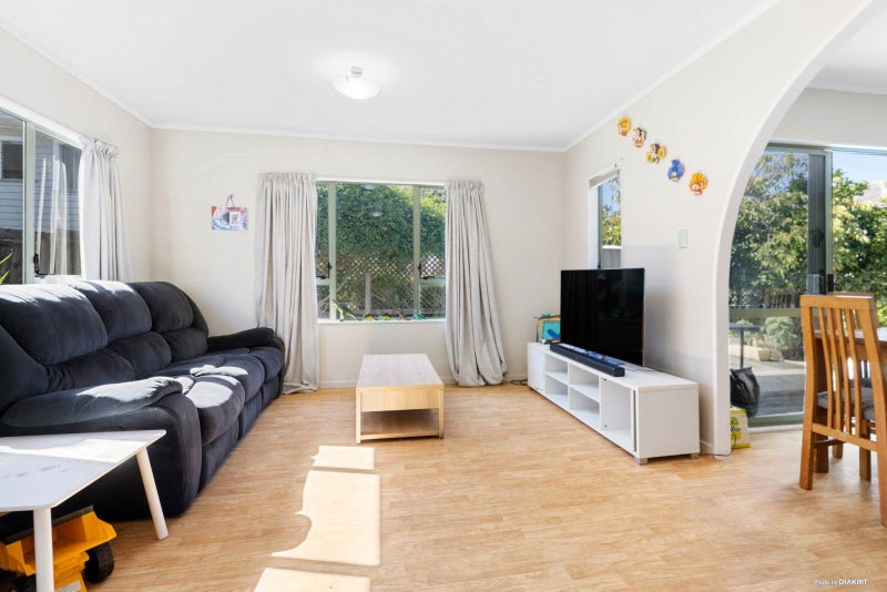 14A Waiohua Road, Greenlane, Auckland - Carousel 2