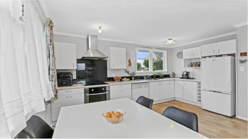 250 Seaview Road, Stoke, Nelson - Carousel 1