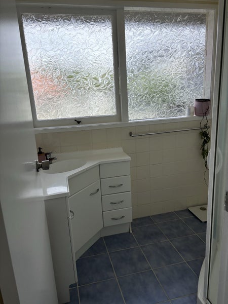 2/21 Peter Terrace, Castor Bay, Auckland - Carousel 11