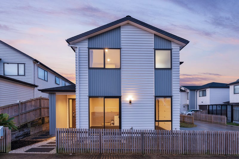 2/5 Scott Road, Hobsonville, Auckland - Carousel 2