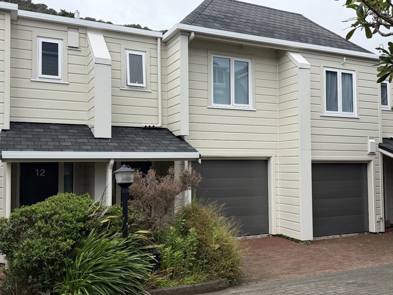 12A Lawson Place, Mount Victoria, Wellington - Carousel 19