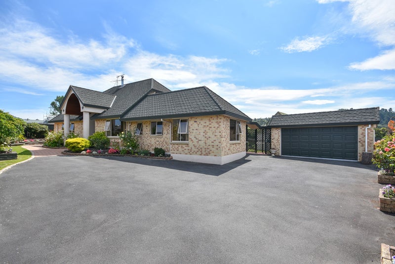 80A Main Road, Fairfield, Dunedin - Carousel 1